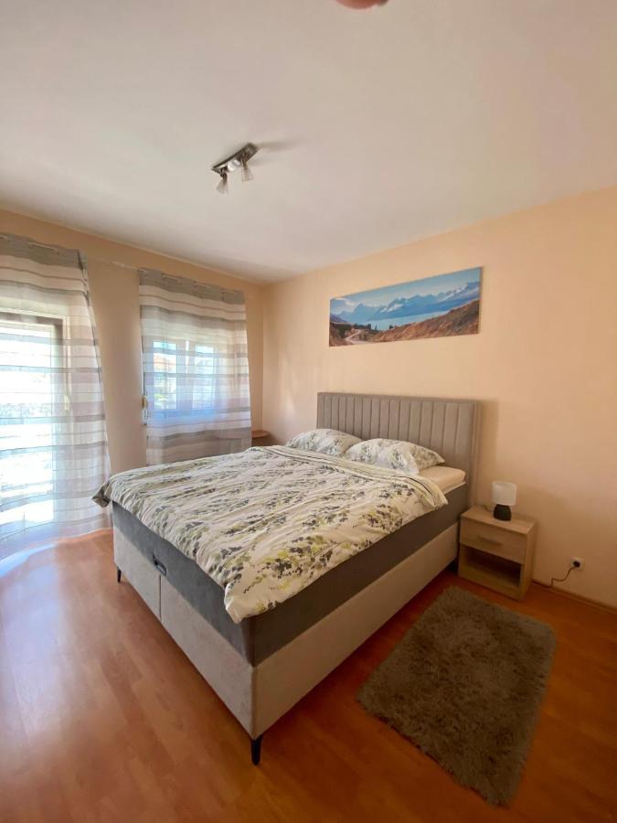 Appartement Apartman Ivica à Zadar Extérieur photo