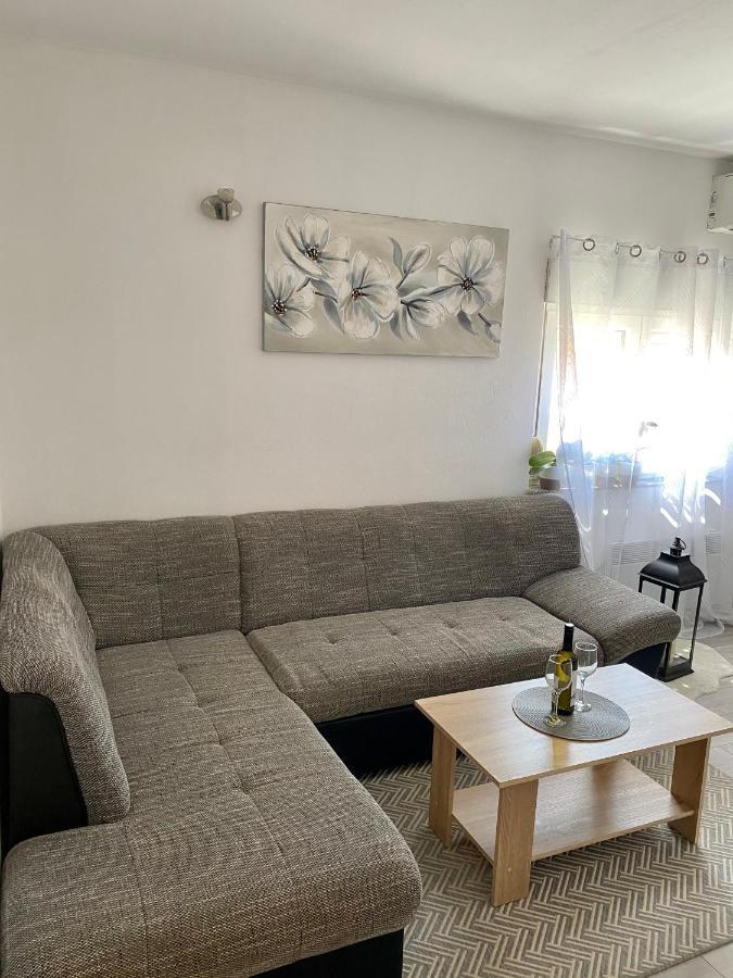 Appartement Apartman Ivica à Zadar Extérieur photo